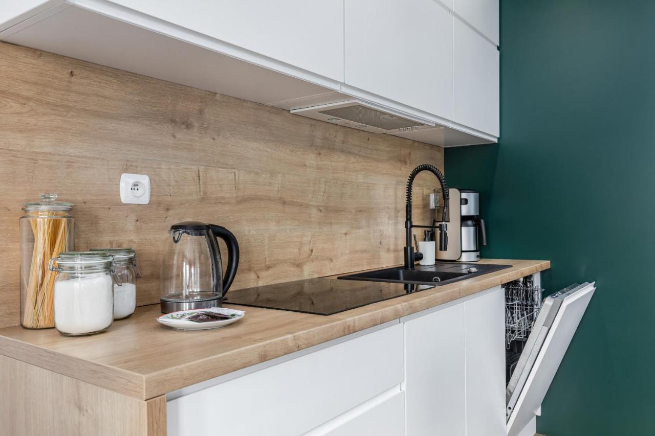 Apartamenty Wyspa Solna By Noclegi Renters Колобжег Екстер'єр фото